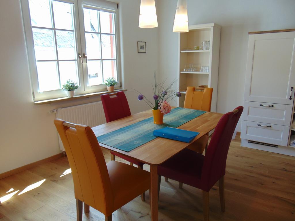 Ferienwohnung Bergblick /Moseltal Burgen  Ngoại thất bức ảnh
